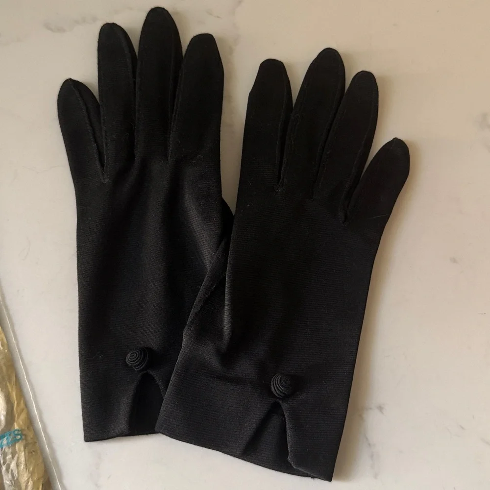 Vintage Van Raalte Black Nylon Gloves